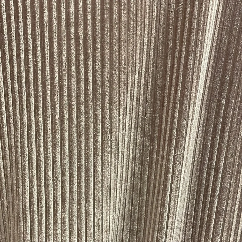 Blush Ribbed Velvet Top - Picture 2 of 8